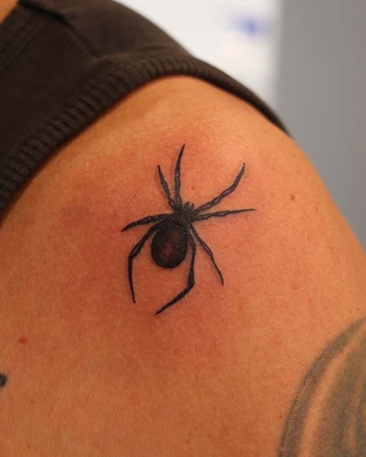 Tatuaje de hombro de araña