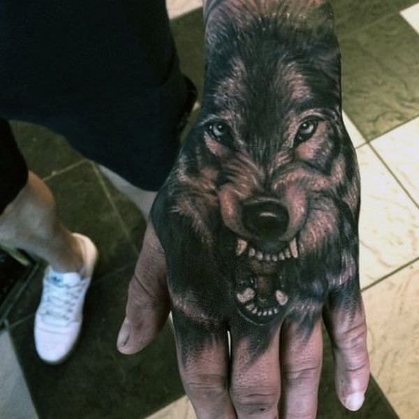1656837280 775 125 tatuajes de lobos alucinantes y su significado