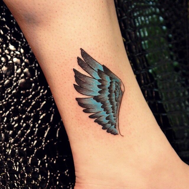 1656837381 812 85 tatuajes de alas alucinantes y su significado