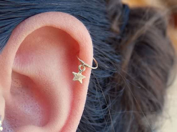 1656864873 650 18 tipos de piercings en las orejas para cada estilo