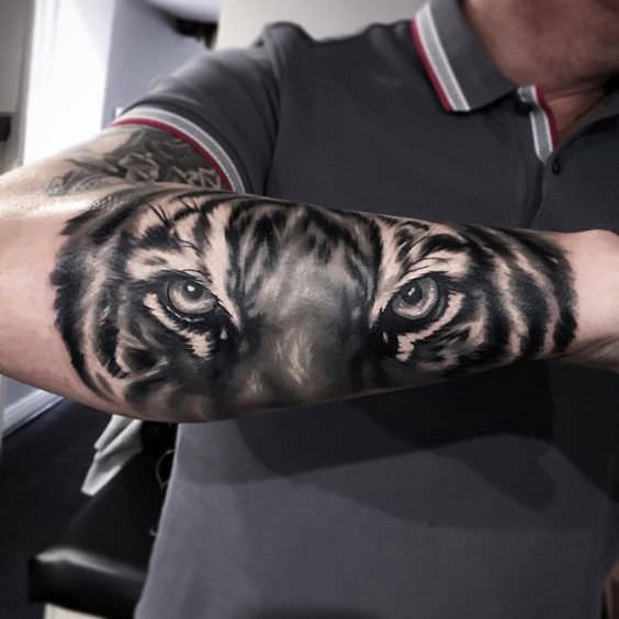 1656876950 504 105 tatuajes de tigres alucinantes y su significado