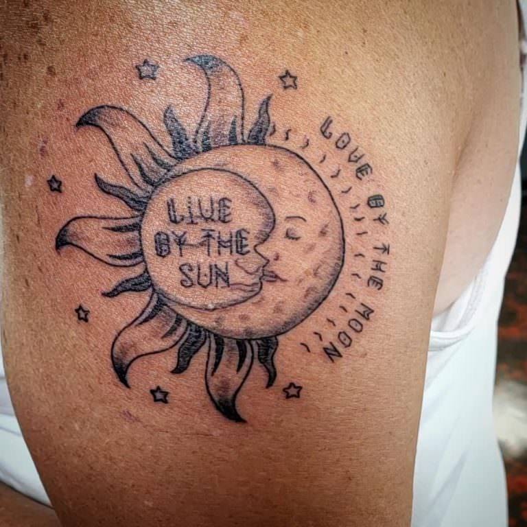 1656967896 677 85 alucinantes tatuajes de sol y luna y su significado