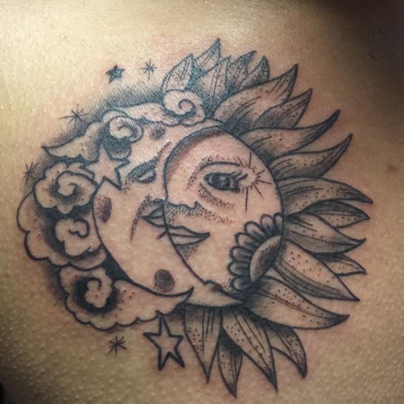 1656967898 220 85 alucinantes tatuajes de sol y luna y su significado
