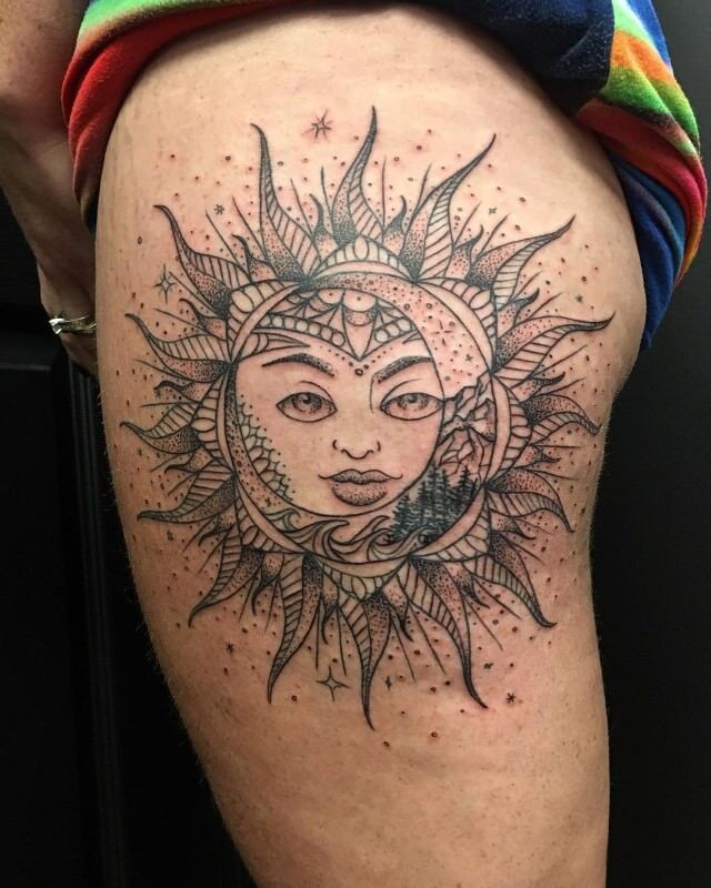 1656967899 285 85 alucinantes tatuajes de sol y luna y su significado