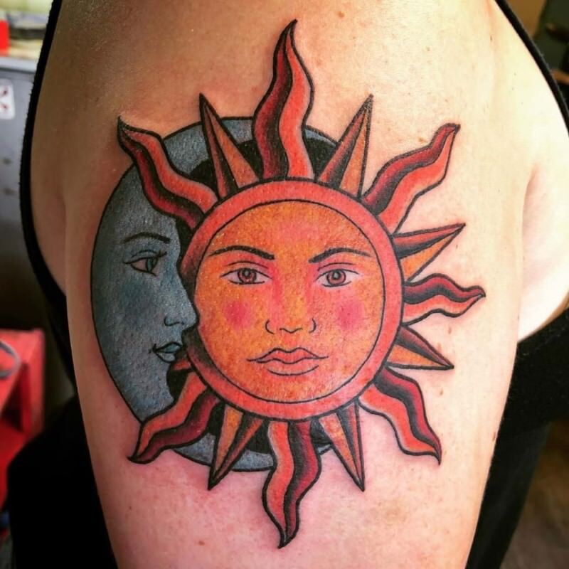 1656967899 894 85 alucinantes tatuajes de sol y luna y su significado
