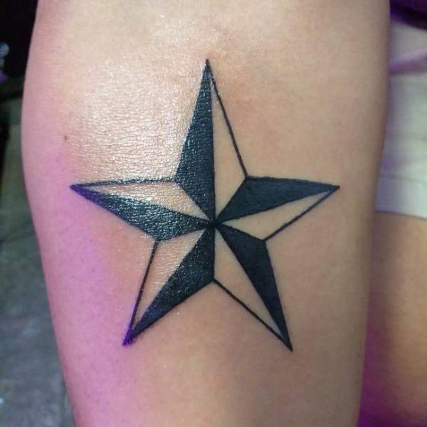 1656976454 564 85 tatuajes de estrellas alucinantes y su significado
