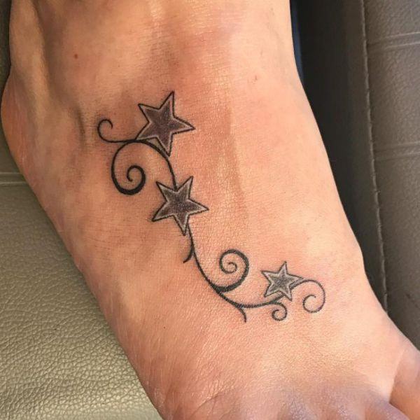 1656976455 185 85 tatuajes de estrellas alucinantes y su significado