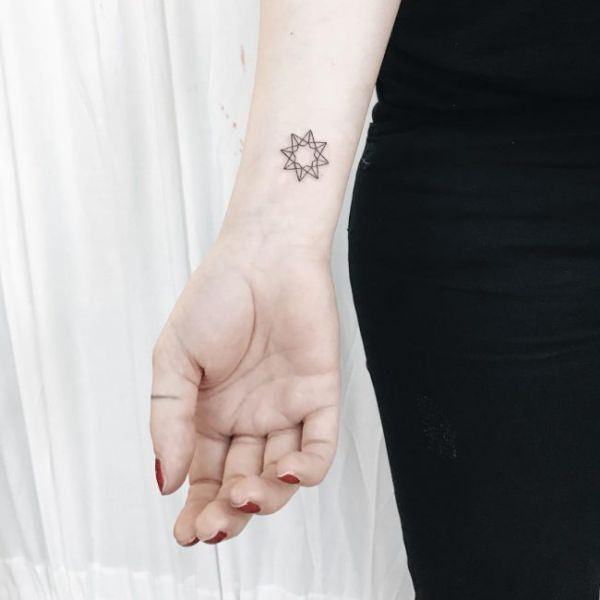 1656976456 915 85 tatuajes de estrellas alucinantes y su significado