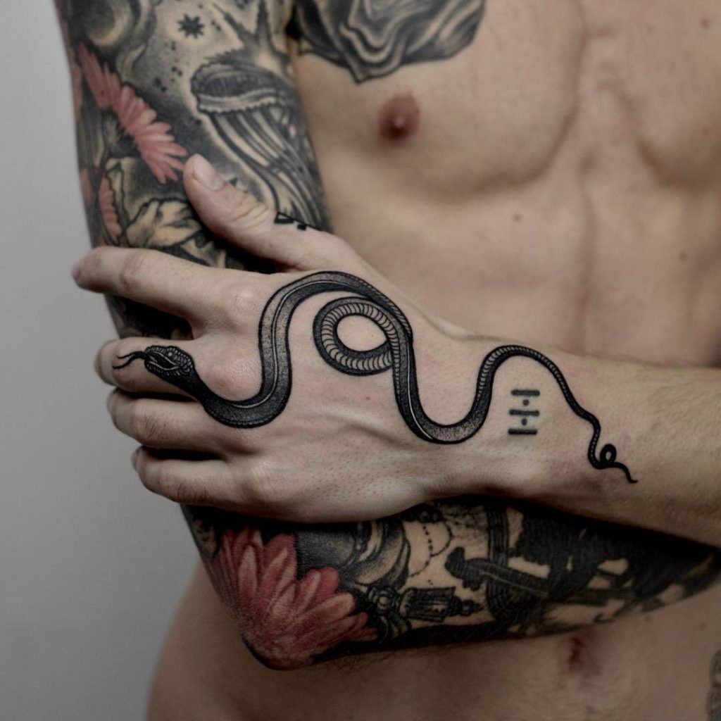 1656982753 6 85 tatuajes de serpientes alucinantes y su significado
