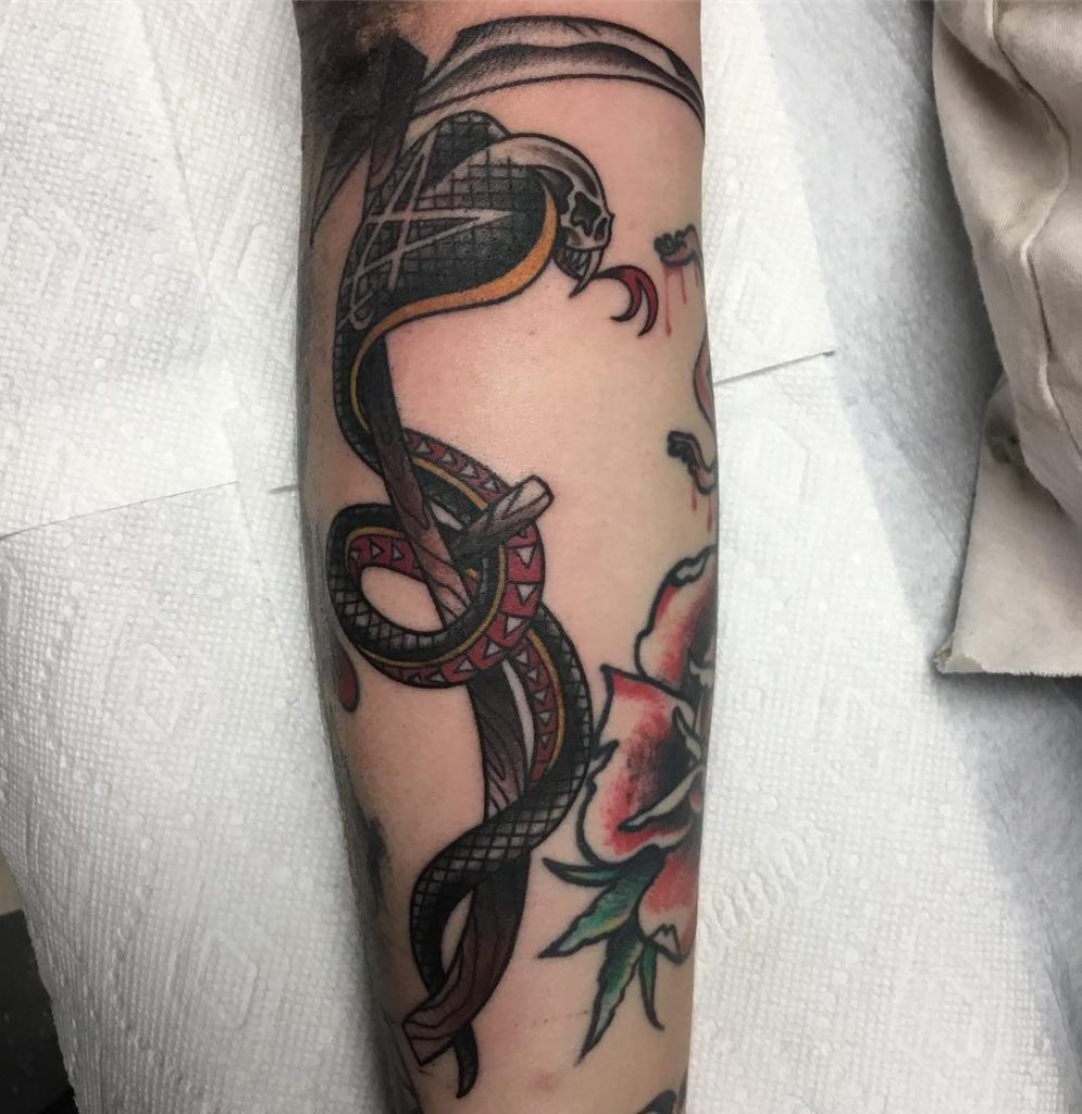 1656982759 785 85 tatuajes de serpientes alucinantes y su significado