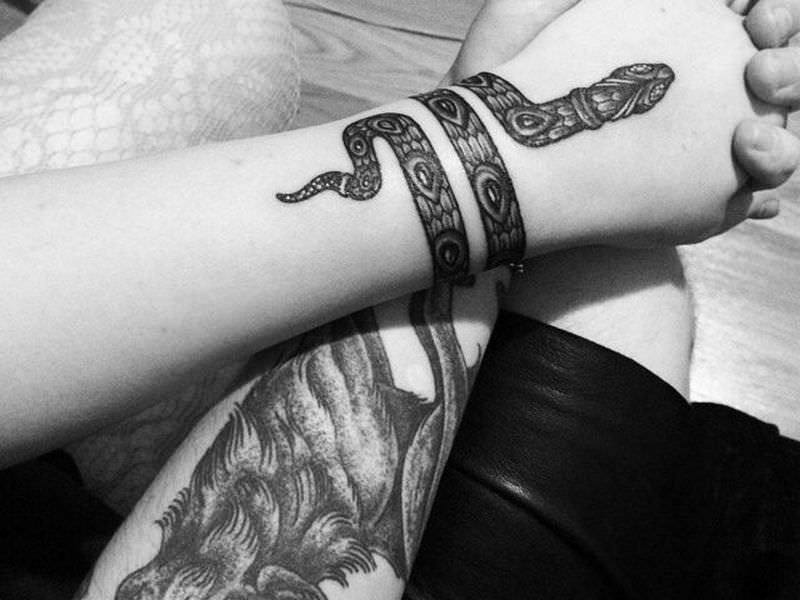 1656982774 611 85 tatuajes de serpientes alucinantes y su significado