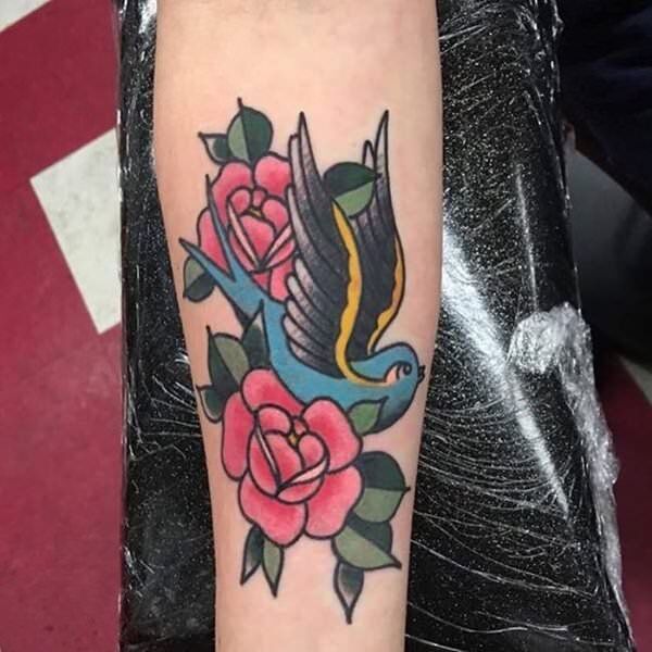1657030940 205 135 hermosos tatuajes de rosas y su significado