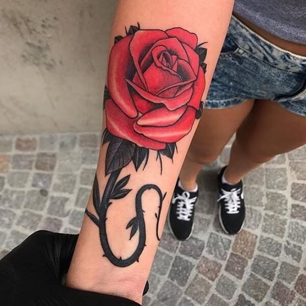 1657030941 407 135 hermosos tatuajes de rosas y su significado