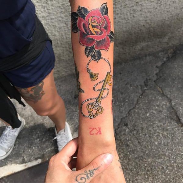 1657030941 565 135 hermosos tatuajes de rosas y su significado