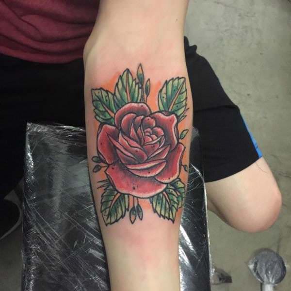 1657030947 373 135 hermosos tatuajes de rosas y su significado