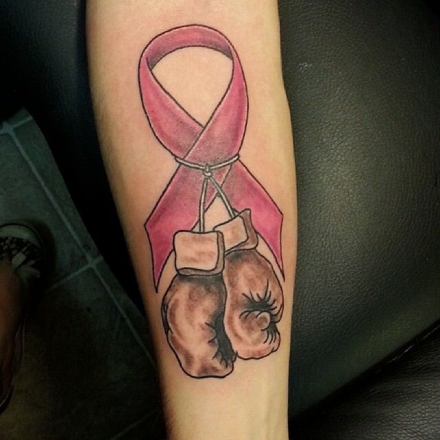 1657042519 3 85 hermosos tatuajes de cintas de cancer y su significado