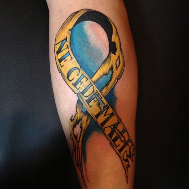 1657042520 416 85 hermosos tatuajes de cintas de cancer y su significado