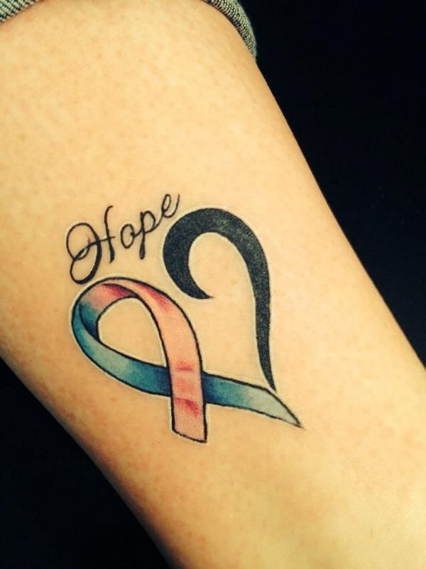 1657042522 59 85 hermosos tatuajes de cintas de cancer y su significado
