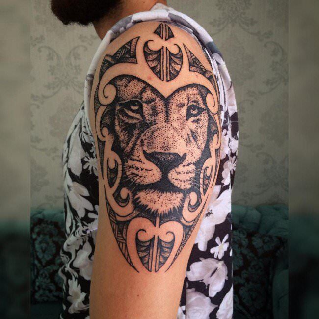 1657173465 125 85 tatuajes de leones alucinantes y su significado