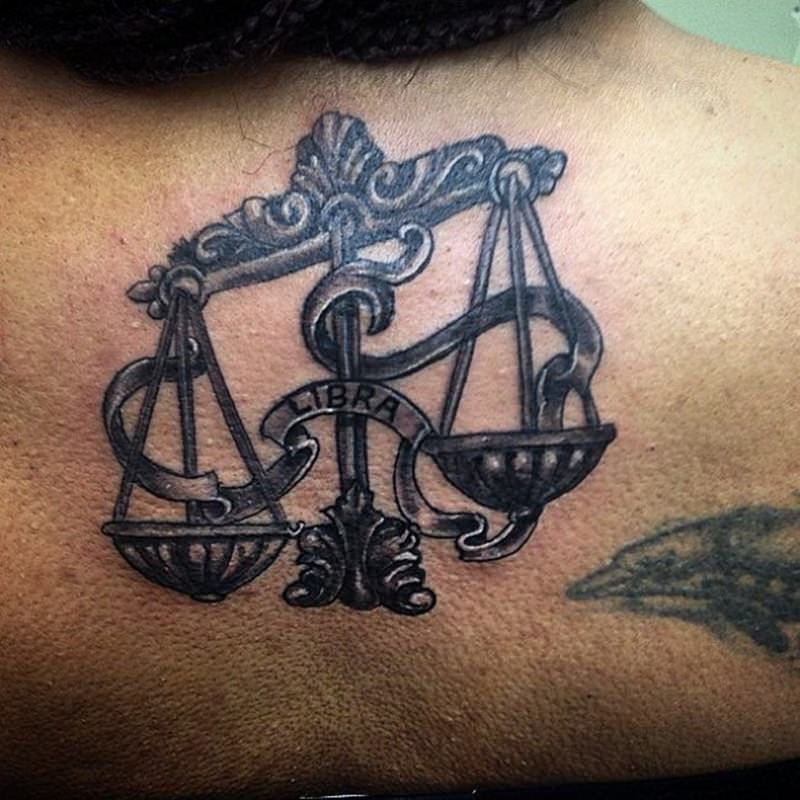 1657174177 275 115 alucinantes tatuajes de Libra y su significado