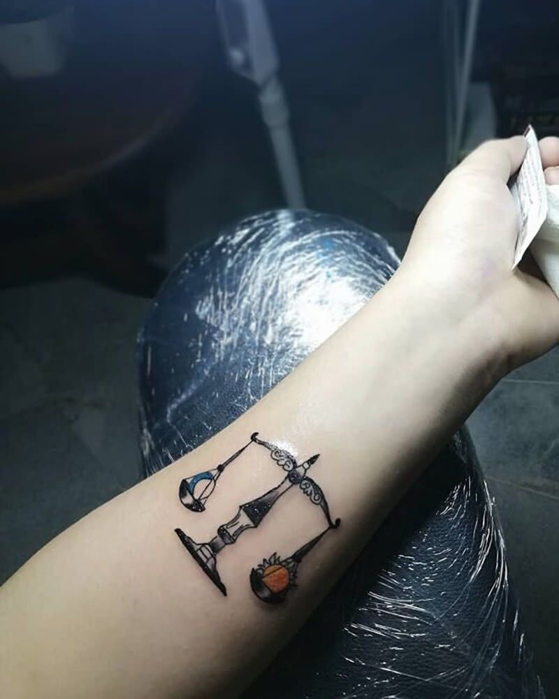 1657174178 779 115 alucinantes tatuajes de Libra y su significado