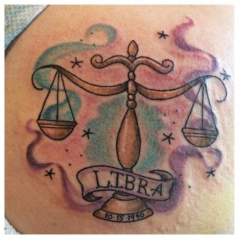 1657174182 57 115 alucinantes tatuajes de Libra y su significado