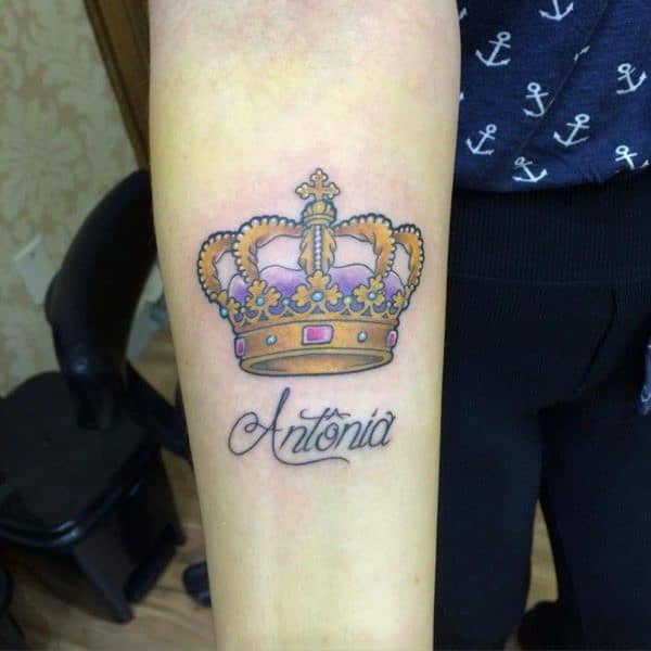 1657191019 135 85 alucinantes tatuajes de reyes y reinas y su significado