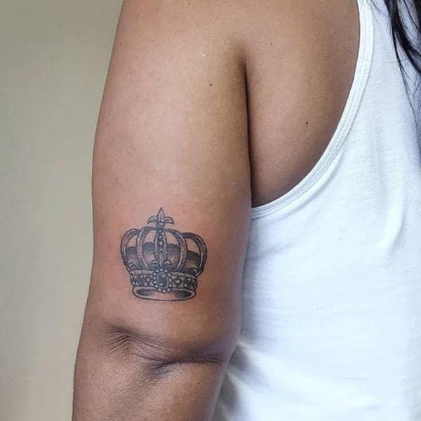 1657191019 532 85 alucinantes tatuajes de reyes y reinas y su significado