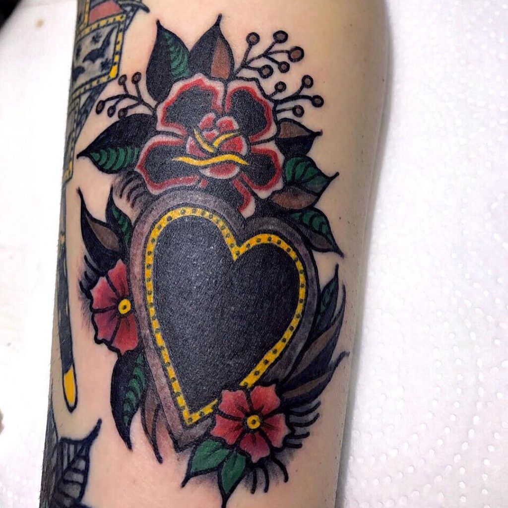 1657360205 714 85 tatuajes de corazones alucinantes y su significado
