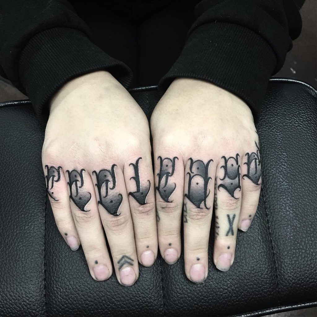 1657360974 60 75 de los mejores tatuajes de manos en Internet