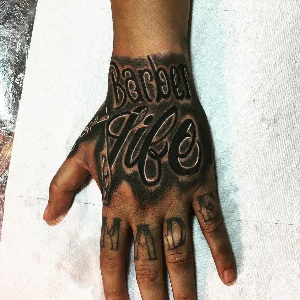 1657360975 463 75 de los mejores tatuajes de manos en Internet