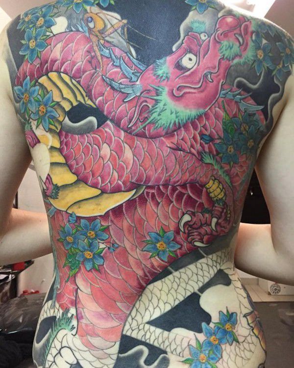 1657400688 497 135 tatuajes de dragones alucinantes y su significado