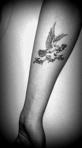 1657402216 131 85 tatuajes de palomas alucinantes y su significado