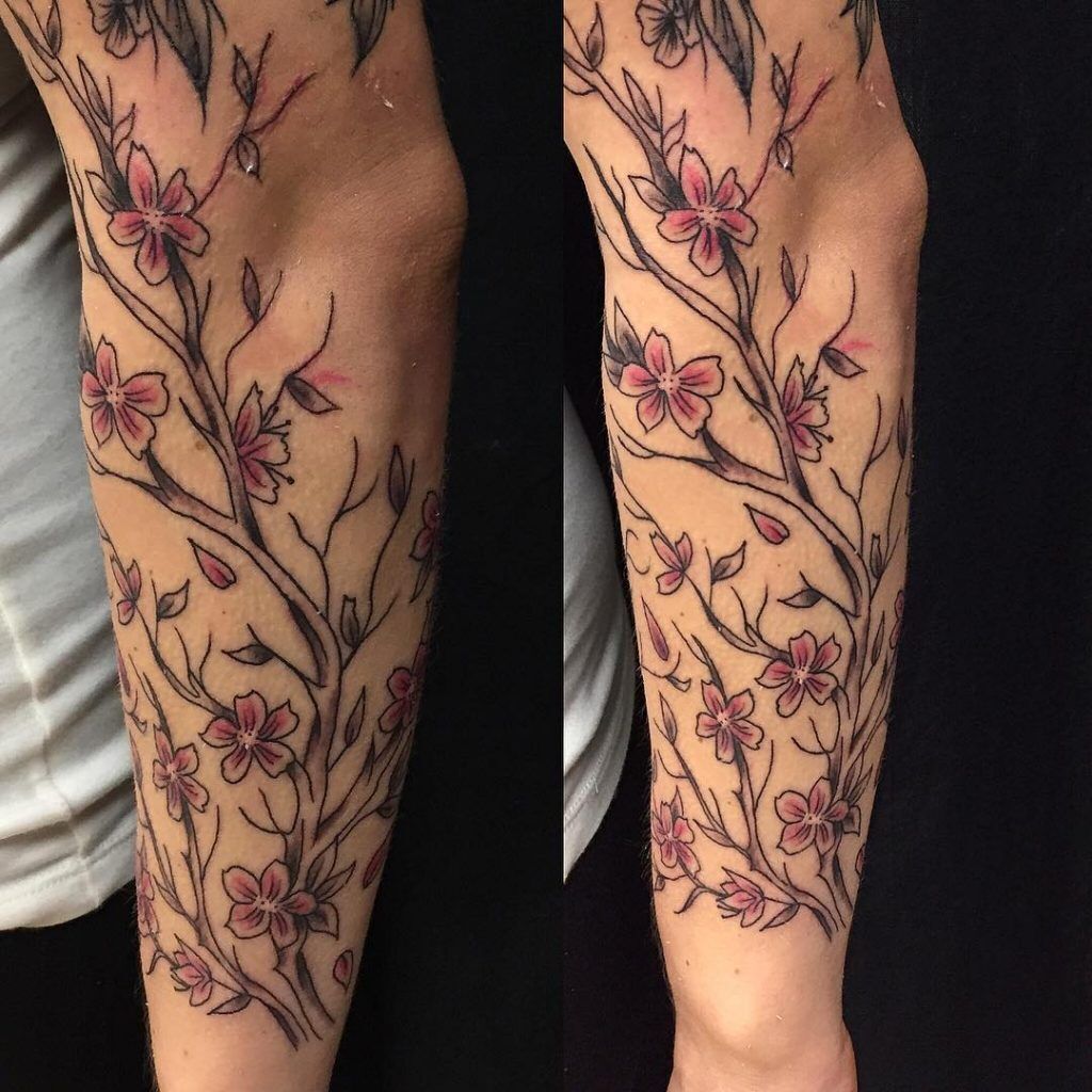 1657464007 435 75 asombrosos tatuajes de flores de cerezo y su significado