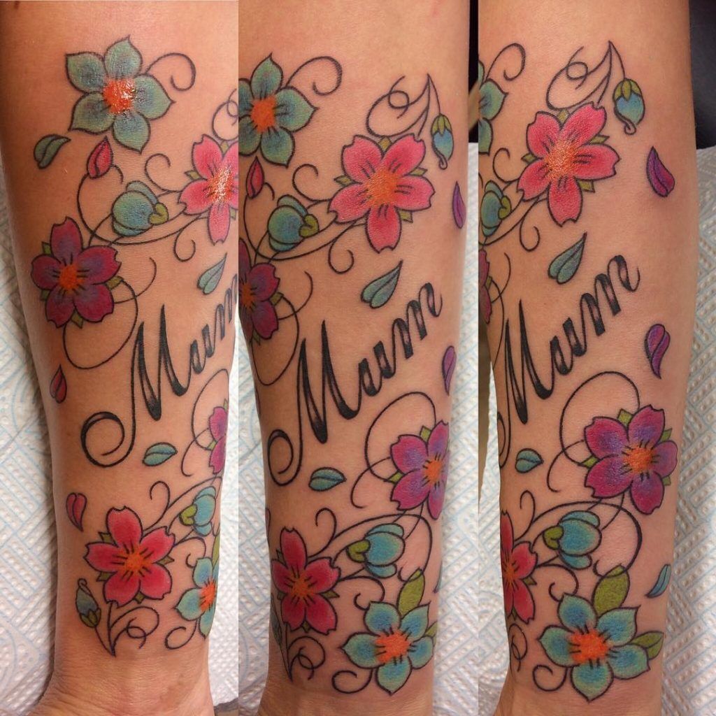 1657464008 688 75 asombrosos tatuajes de flores de cerezo y su significado