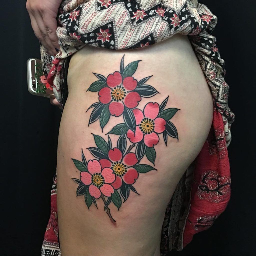 1657464010 72 75 asombrosos tatuajes de flores de cerezo y su significado