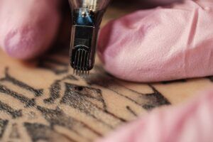 ¿Pueden los diabéticos hacerse tatuajes?  - Tatuaje de autoridad