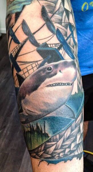 1657518119 178 85 tatuajes de tiburones alucinantes y su significado
