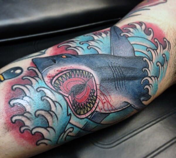 1657518121 227 85 tatuajes de tiburones alucinantes y su significado