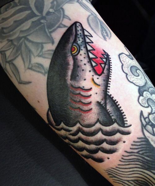 1657518124 956 85 tatuajes de tiburones alucinantes y su significado
