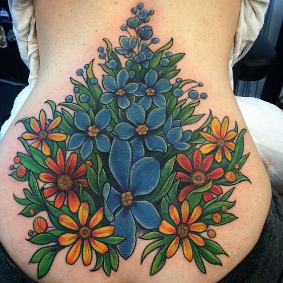1657521080 112 85 tatuajes de flores alucinantes y su significado