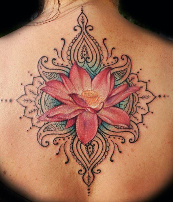 1657521082 51 85 tatuajes de flores alucinantes y su significado