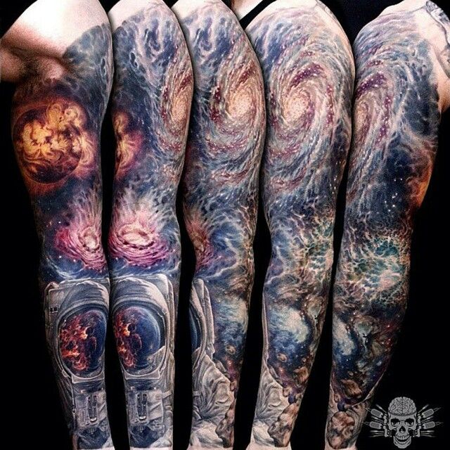 Tatuaje de manga espacial