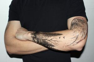 Más de 30 mejores ideas de diseño de tatuaje de águila (y lo que significan)