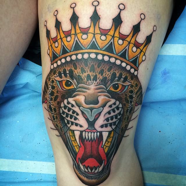 crown tattoo 33
