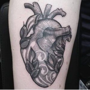 85 tatuajes de corazones alucinantes y su significado