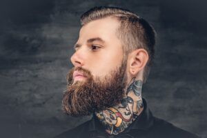 Más de 70 tatuajes de cuello geniales para hombres (2022 actualizado)