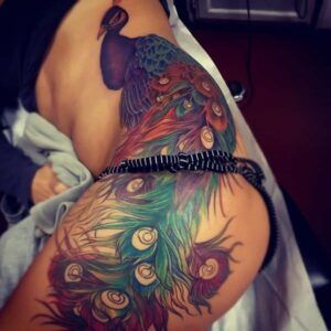 95 tatuajes de pavo real alucinantes y su significado