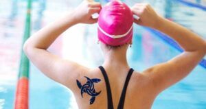 ¿Qué tan pronto puedes ir a nadar después de hacerte un tatuaje?