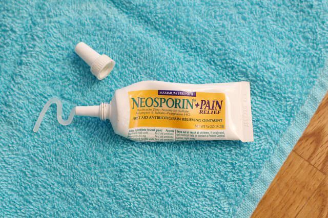 ¿Puedes usar Neosporin en un tatuaje